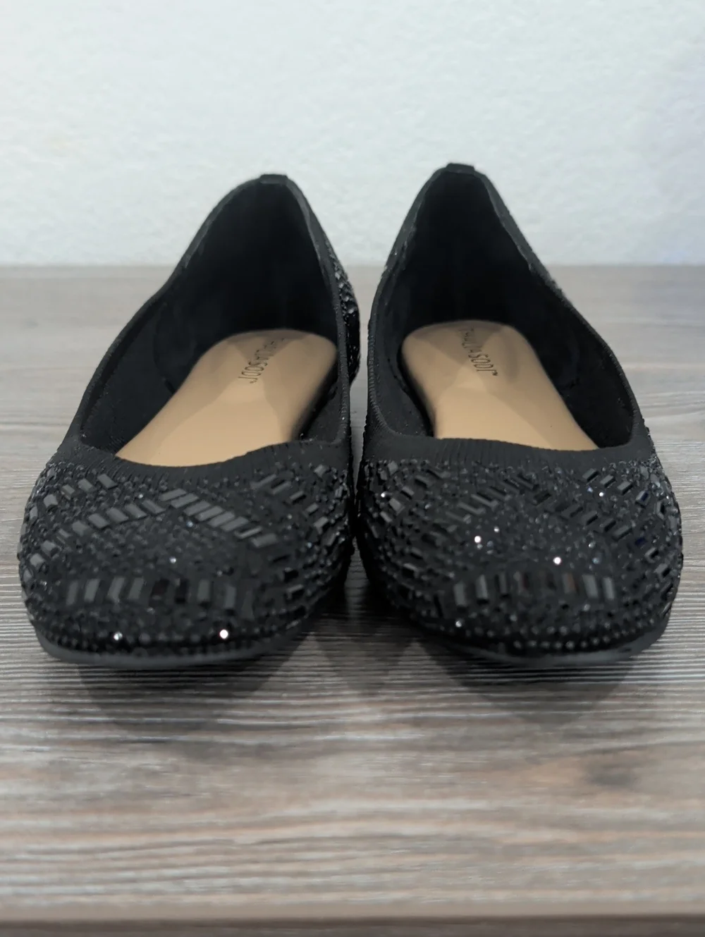 Near New Thalia Sodi KARLI Black Embellished Slip On Ballet Flats 8